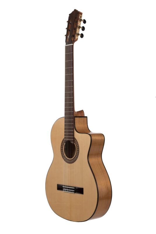 KATOH KF-CEQ Flamenco Cutaway Guitar